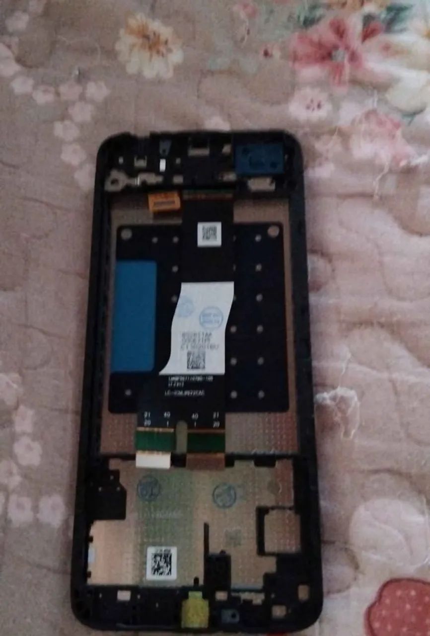 Vende-se tela galaxy a05s c/aro - Foto 2