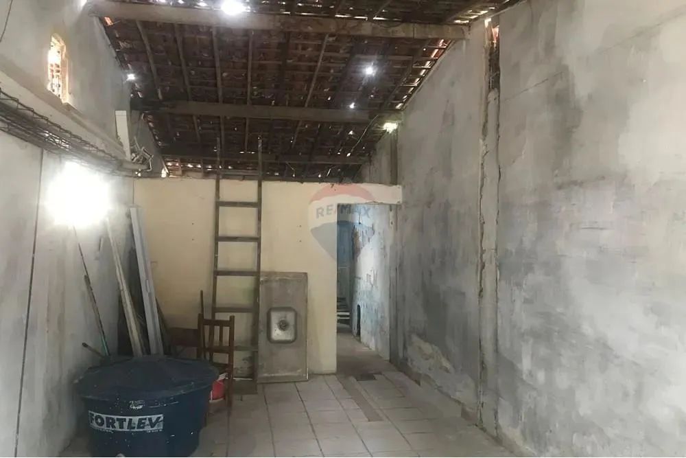 Casa com 02 quartos no barro duro - Foto 2