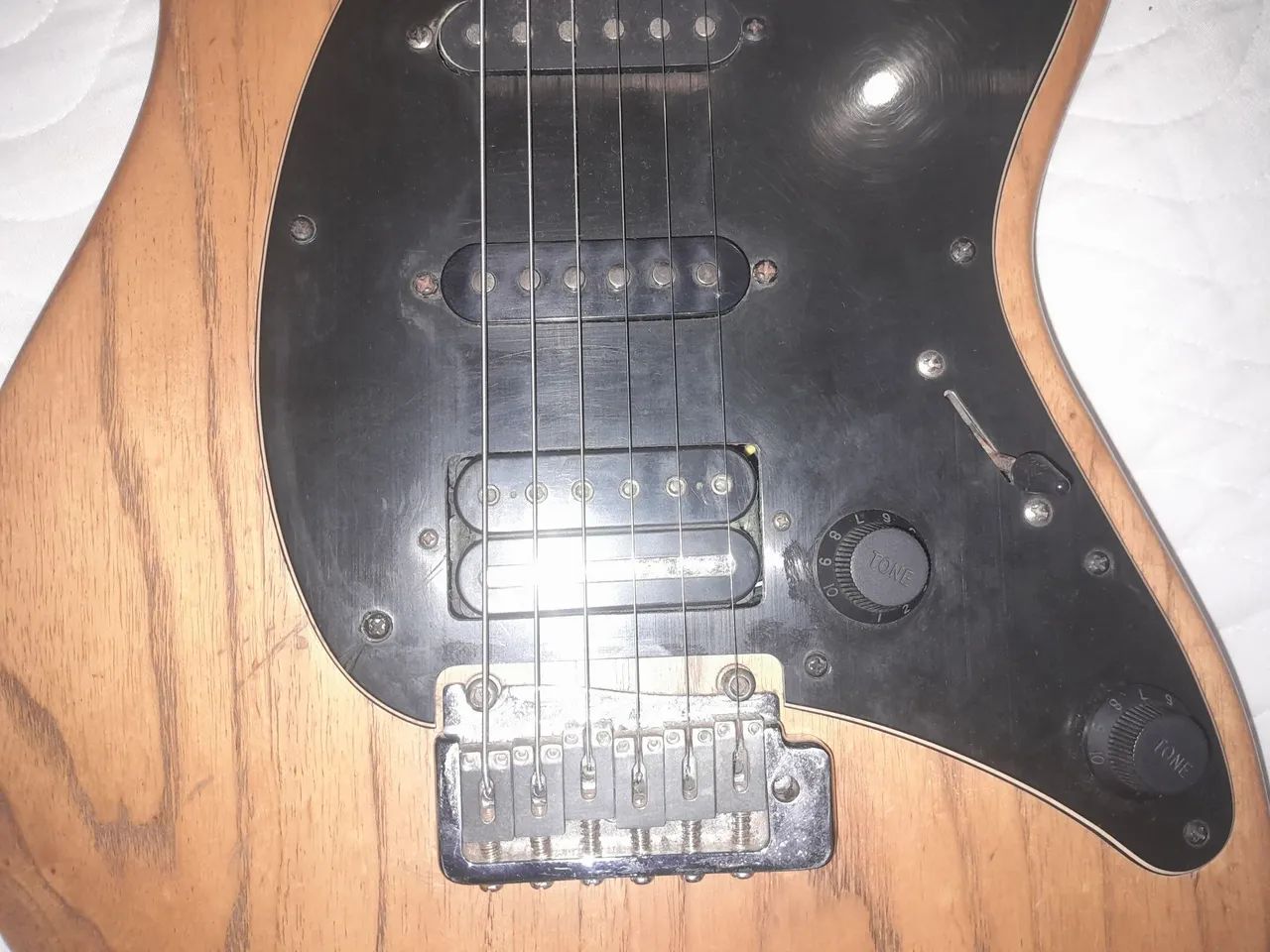 Guitarra Cort g260 com upgrades  - Foto 2