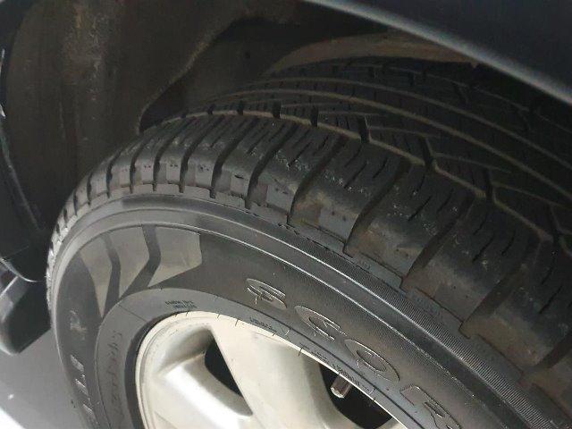Hillux CD SR 4x2 2.7 Flex Mec. 2010 - Entrada A Partir de 5000 + 60x de 899,90 - Foto 2
