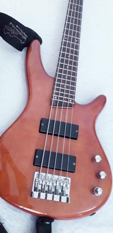 Baixo ibanez 5 cordas