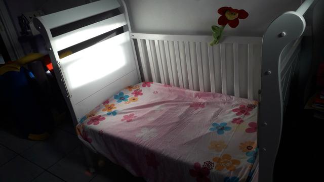 Berço com colchão pouco tempo de uso - Foto 2