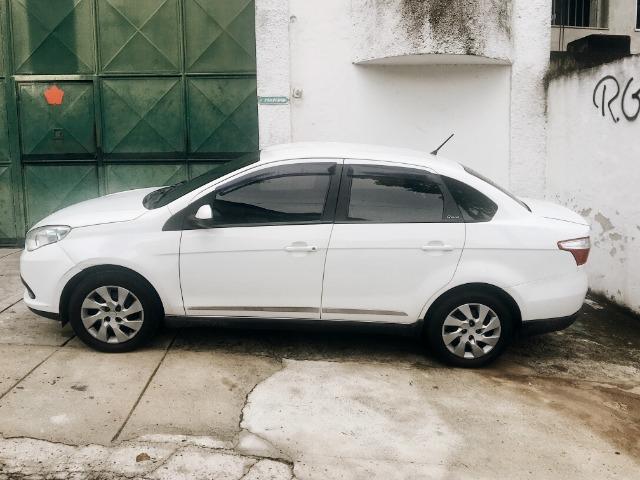 Fiat Grand Siena Tetrafuel 1.4 8V Modelo 2013 - Foto 5