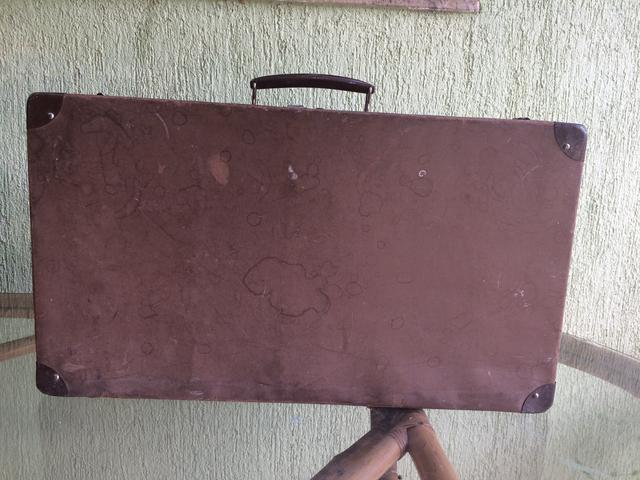Mala rígida tipo baú. Vintage! - Foto 2