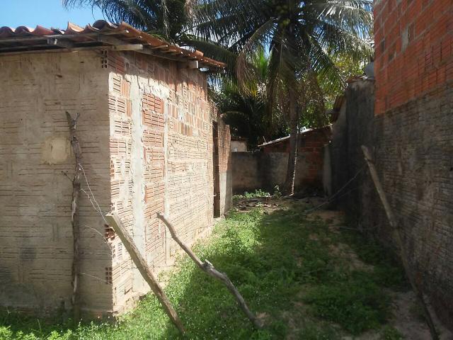 Terreno com Construção a Venda quitado
