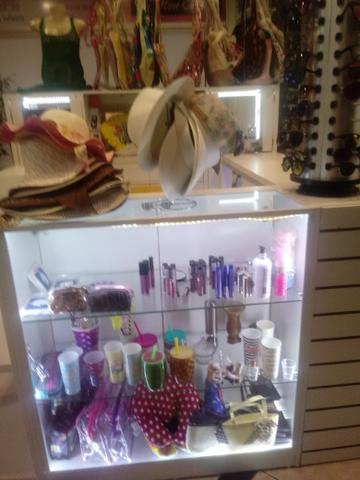 Vendo quiosque ,centro balneário Camboriú.telefone para contato , .Odacir - Foto 3