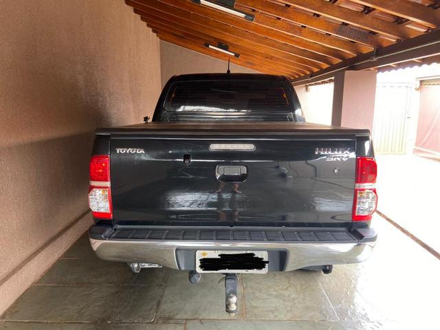 Hilux srv 2013/2013 preta diesel 85.100 km impecável sem detalhes 4 pneus bfgoodrich zero - Foto 4