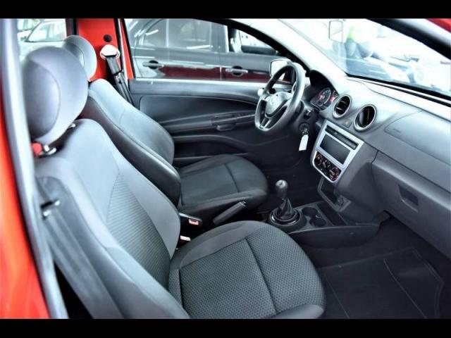 VOLKSWAGEN SAVEIRO 2017/2017 1.6 MSI ROBUST CS 8V FLEX 2P MANUAL - Foto 4