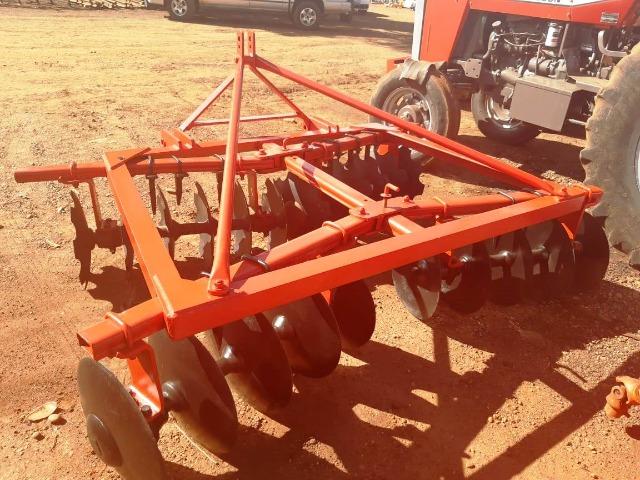 Grade X Niveladora 24 Discos Hidráulica Massey Ferguson - Nova Andradina - MS - Foto 3