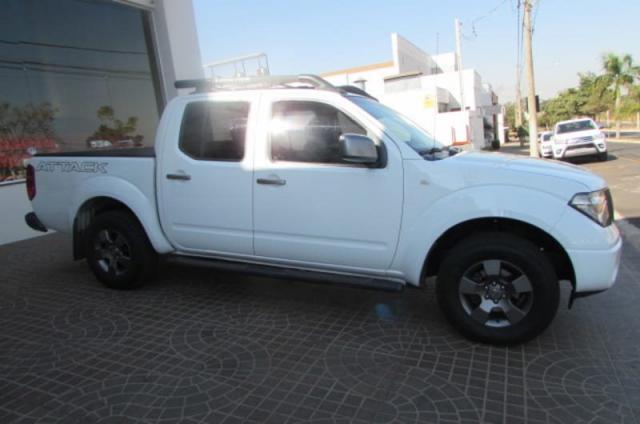 NISSAN FRONTIER 2011/2012 2.5 SE ATTACK 4X4 CD TURBO ELETRONIC DIESEL 4P MANUAL - Foto 2