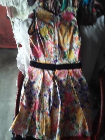 Vendo este lindo vestido crianca - Foto 3