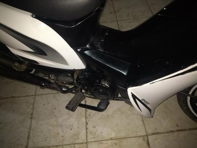 Moto toda revisada ela da 100 - Foto 2