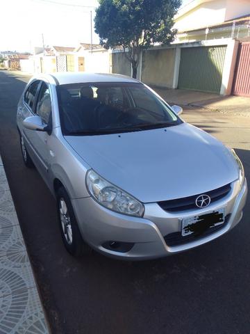 Vende-se ou troca por carro de menor valor um JAC J3 - Foto 2