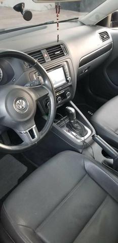 Vw Jetta 2011 c/ teto solar - Foto 5
