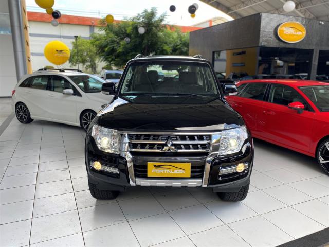 PAJERO FULL 2016/2016 3.8 HPE 4X4 V6 24V GASOLINA 2P AUTOMÁTICO