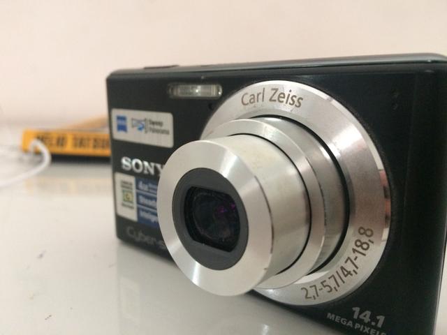 Câmera sony cybershot 14.1 megapixels