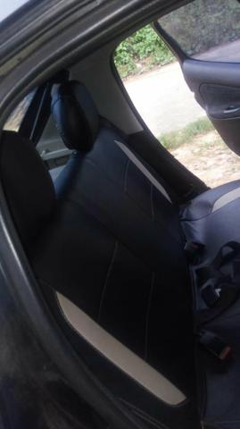 Carro peugeot ano 2002 - Foto 8