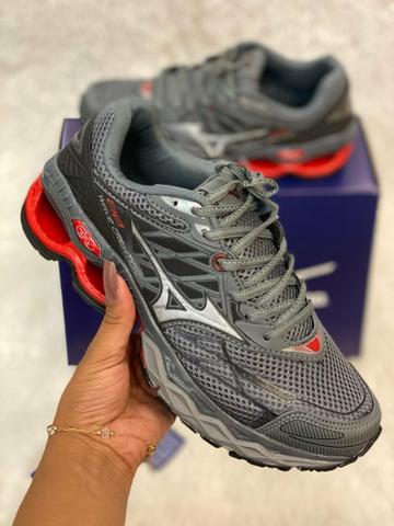 mizuno wave creation vermelho