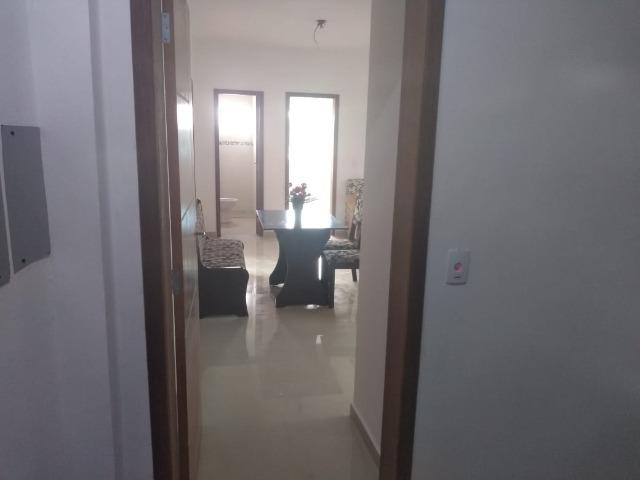 /// Apartamento de 02Q, com sacada e churrasq. vaga coberta. Doc Inclusa. Fazendinha - Foto 3