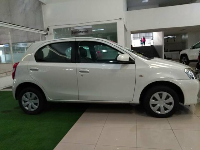 Toyota etios hatch - 2015/2015 - 1.5 x2 17v flex 4p - Foto 3