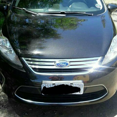 Vende-se New Fiesta sedan 2011 - Foto 3