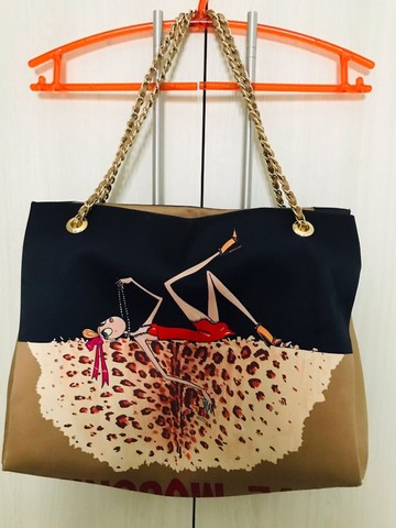 Bolsa - "Love Moschino" - original - Contato: WhatsApp *