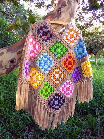 Poncho de crochê