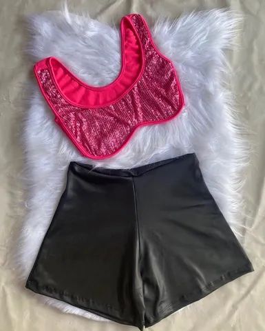 Conjunto Cropped Paetê e Short Cirre 