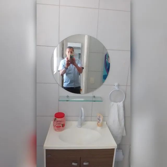 Kit espelho redondo 50cm junto com prateleira. - Foto 3