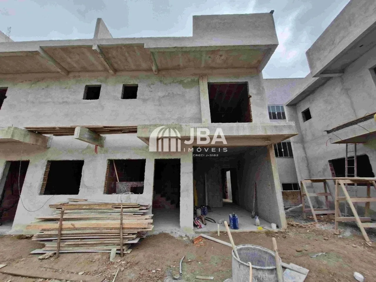 ÓTIMOS SOBRADOS EM ARAUCÁRIA