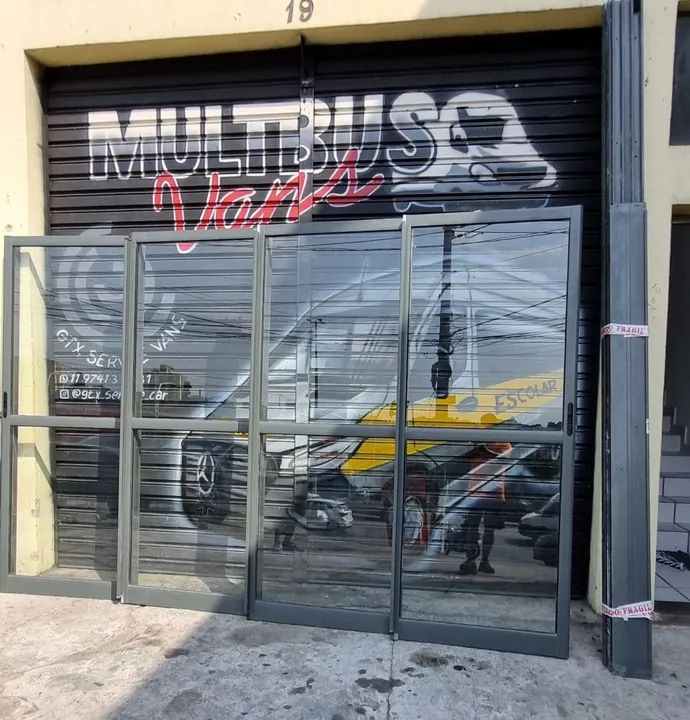 Porta balcão gold corre ambos lados