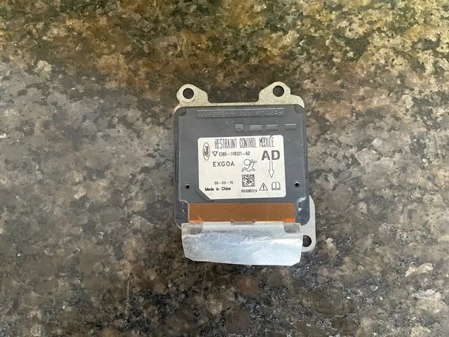 Módulo airbag Ford ka e3b5-14b321-ad