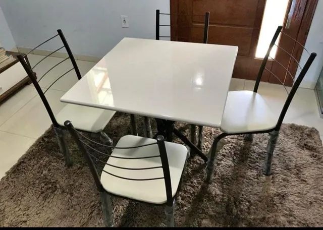 Mesa 70x70 Granitada com 4 cadeiras  - Foto 2