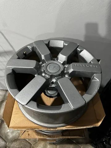 Jogo de roda Troller modelo novo original semi novos!!