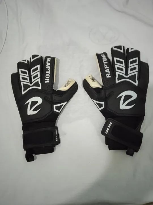 LUVAS DE GOLEIRO RAPTOR TAMANHO 11 