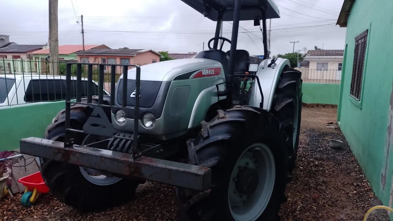 Trator Agrale 4100 - Excelente estado