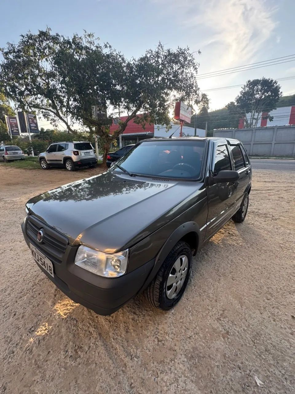 Uno Way muito nova carro de procedência ?