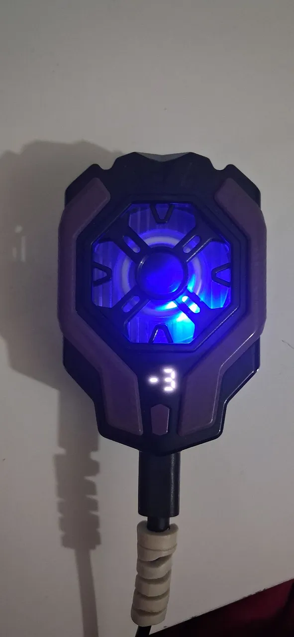 Cooler para Celular - Dissipador de Calor com Display