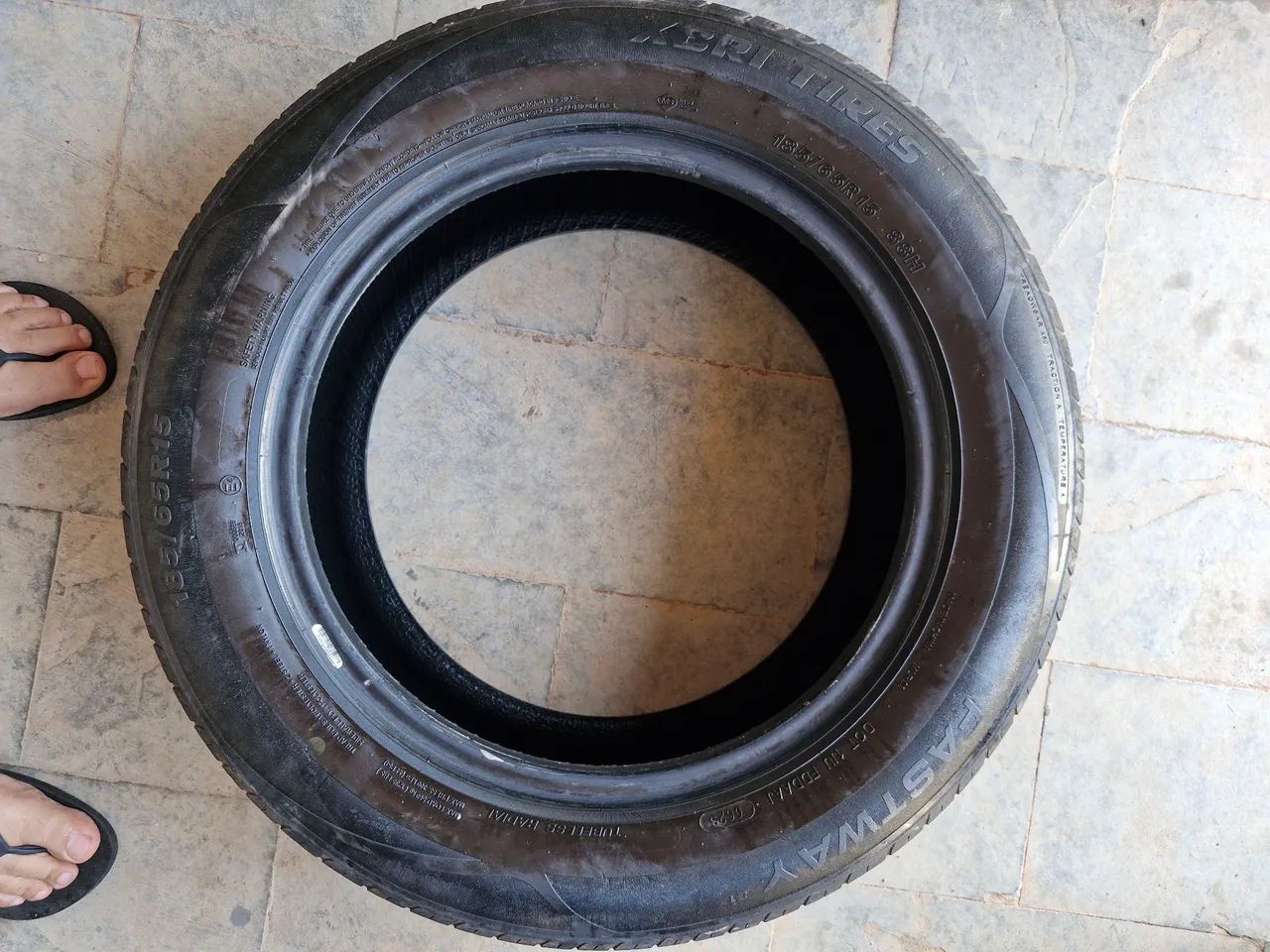 4  Pneus XBRI 185/65R15 88H _ R$150,00 cada - Foto 4