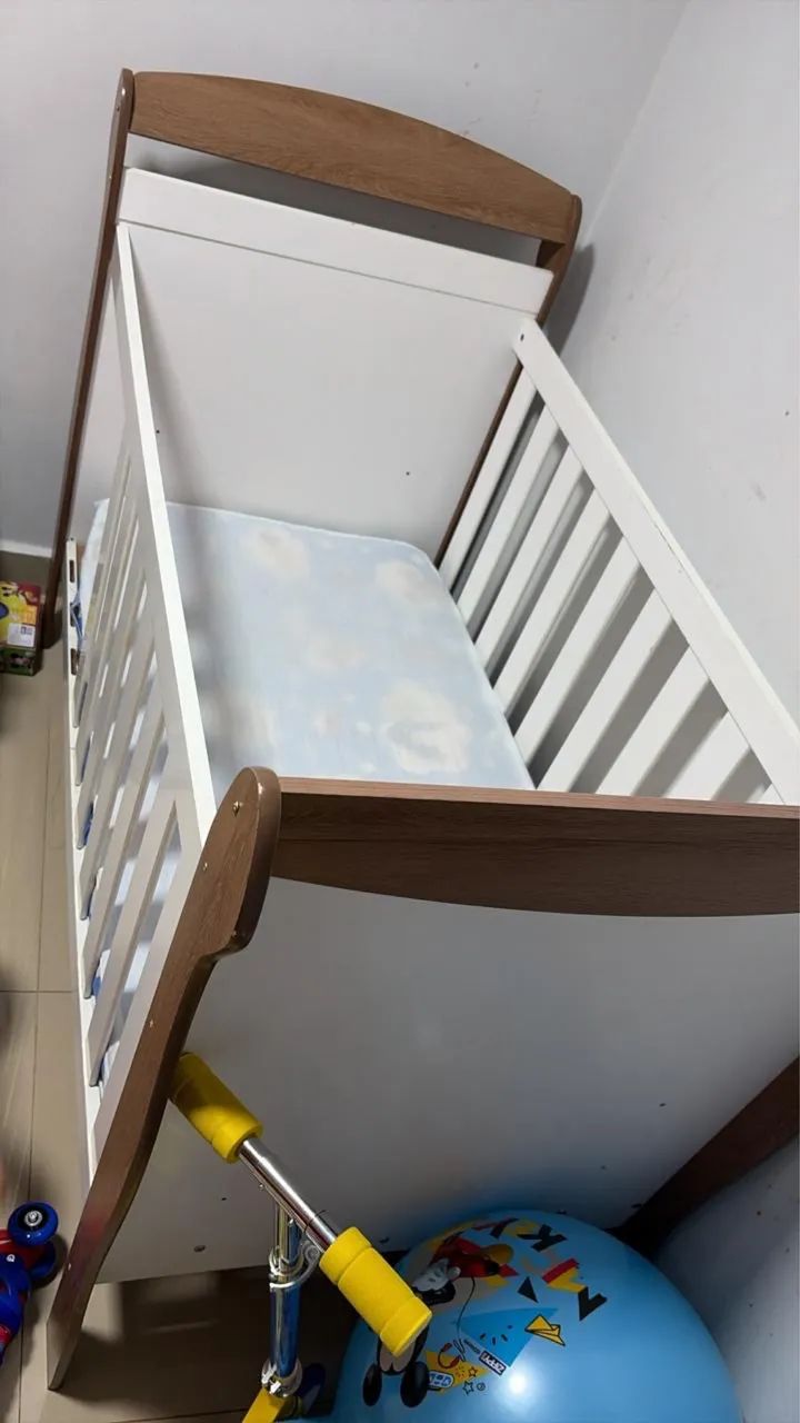 VENDO BERÇO COM COLCHÃO 100% MDF $500,00  - Foto 2