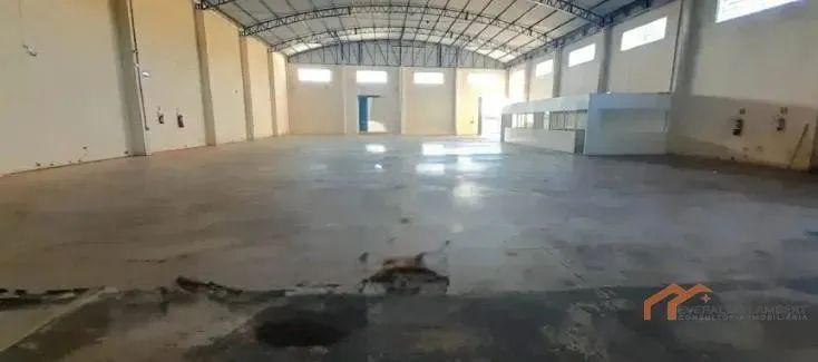 BARRACÃO + DOCA 900m². - Foto 3