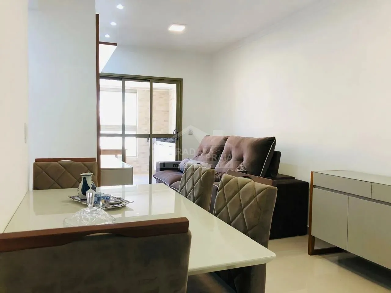 Apartamento no Boqueirão, 2 dormitórios, lazer em Praia Grande - SP.