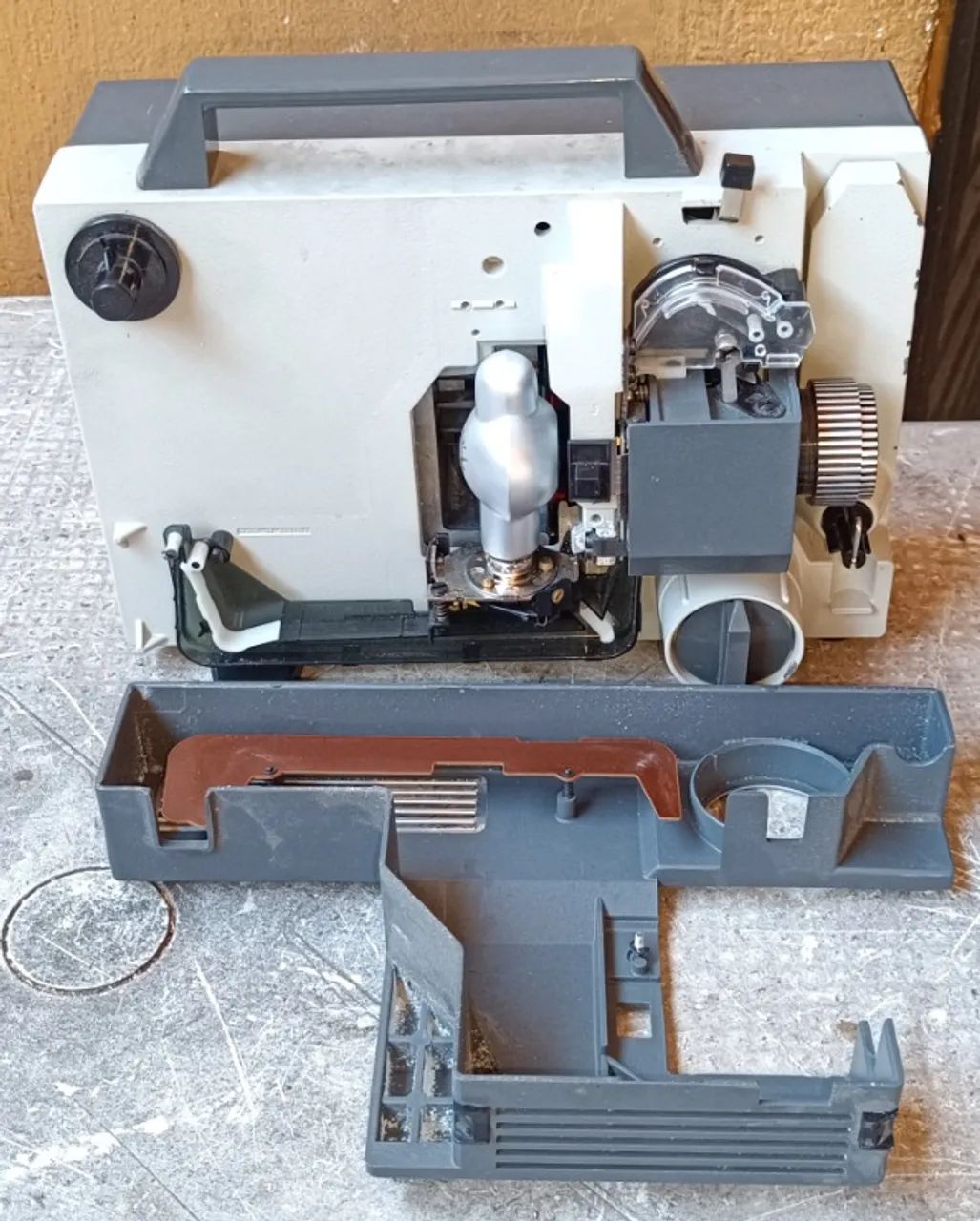 rojetor Antigo Made In Austria Eumig Mark 502d Funciona LEIA O ANUNCIO - Foto 3