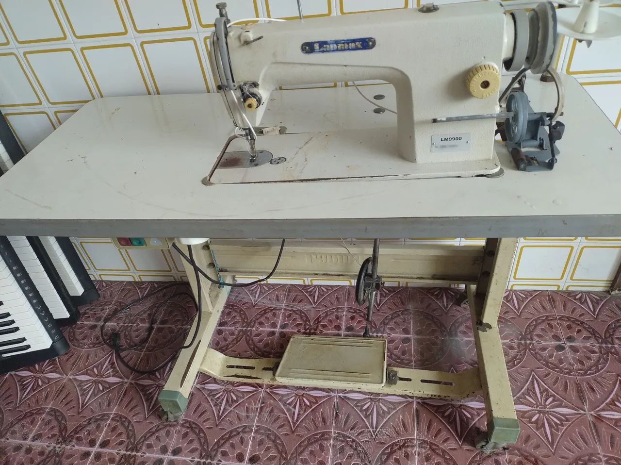 Máquina de Costura Industrial - LM9900 - Foto 2