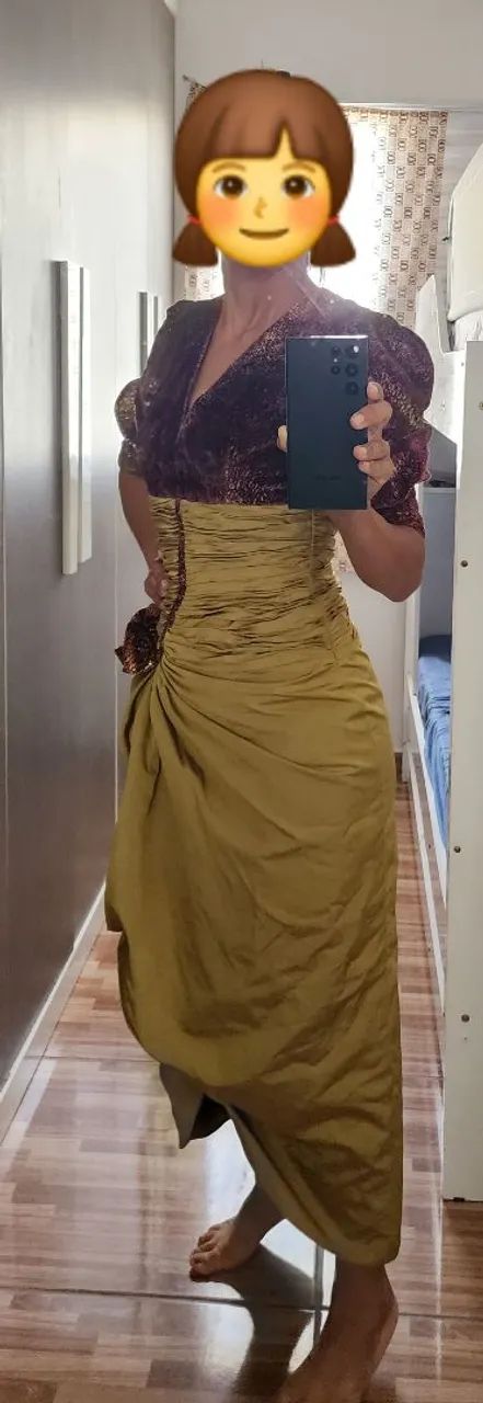 Vestido Dourado com Detalhes em Veludo vintage retrô - Foto 3