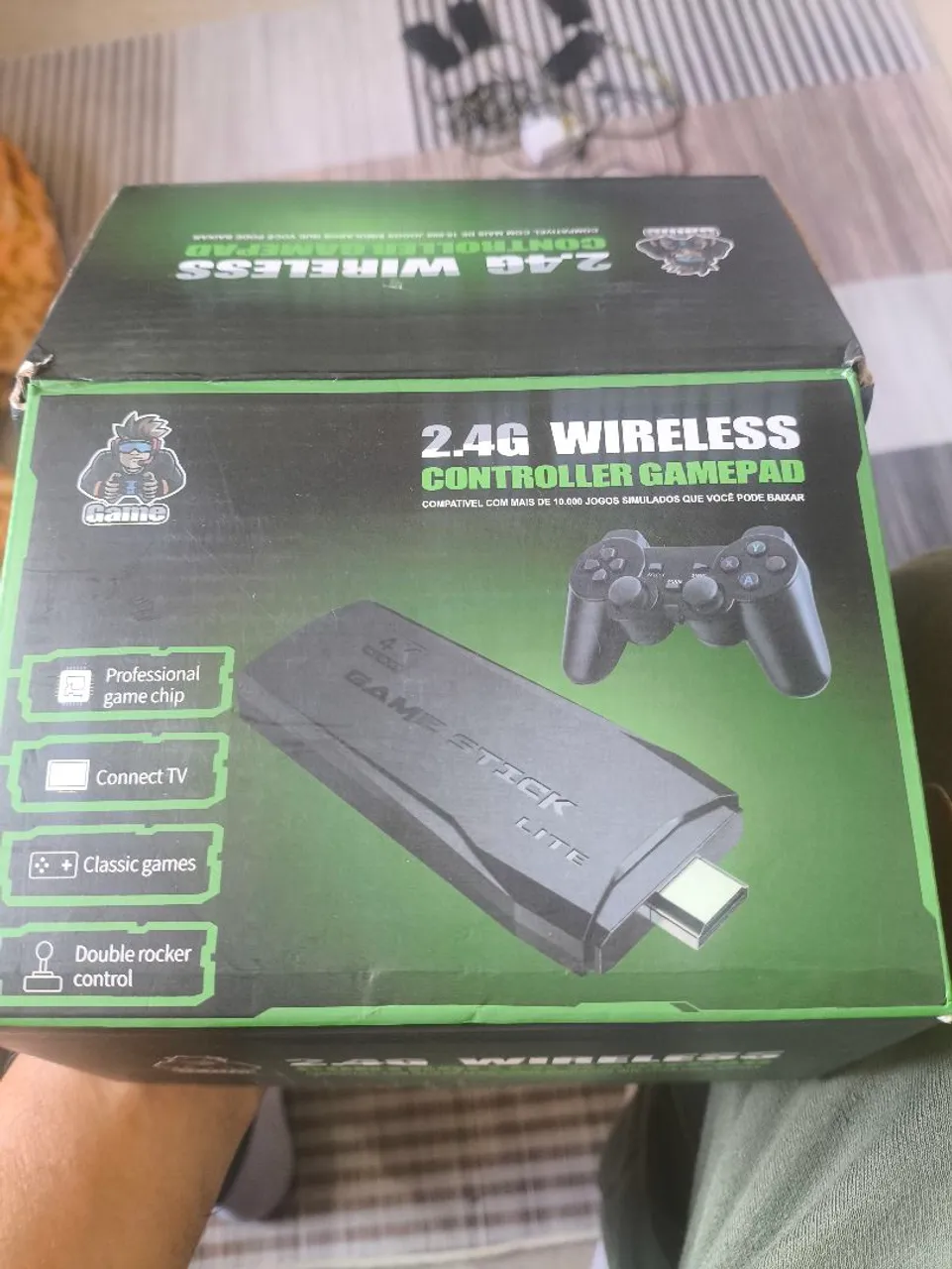 Game Stick Lite - Console Retrô 2.4G Wireles obs um controle acende a luz mas não conecta
