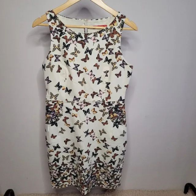 Vestido curto de borboletas - Tamanho 40