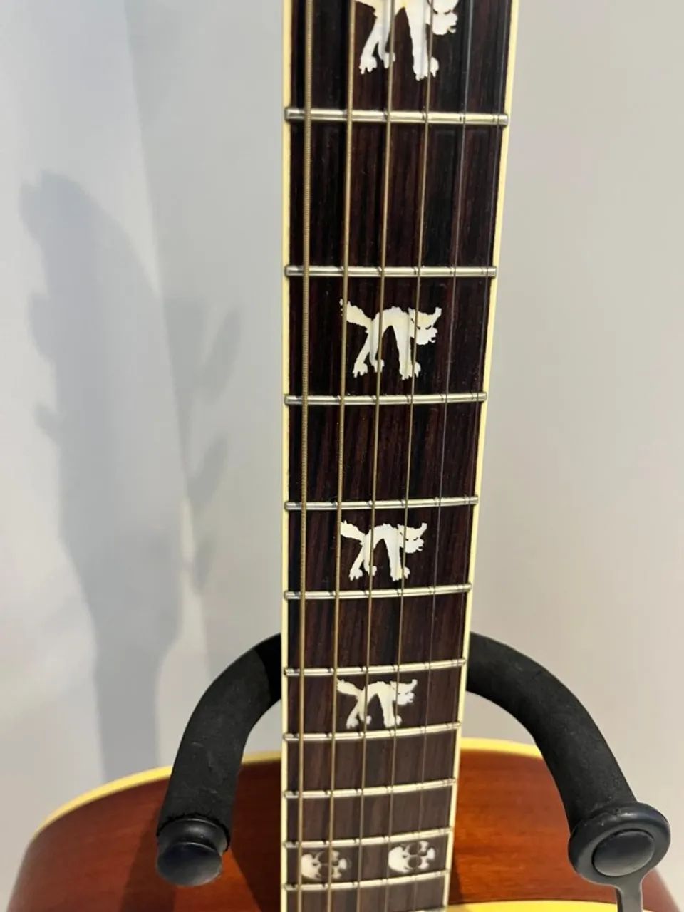 Violão Fender Tim Armstrong Hellcat eletroacustico com hard case americana - Foto 3