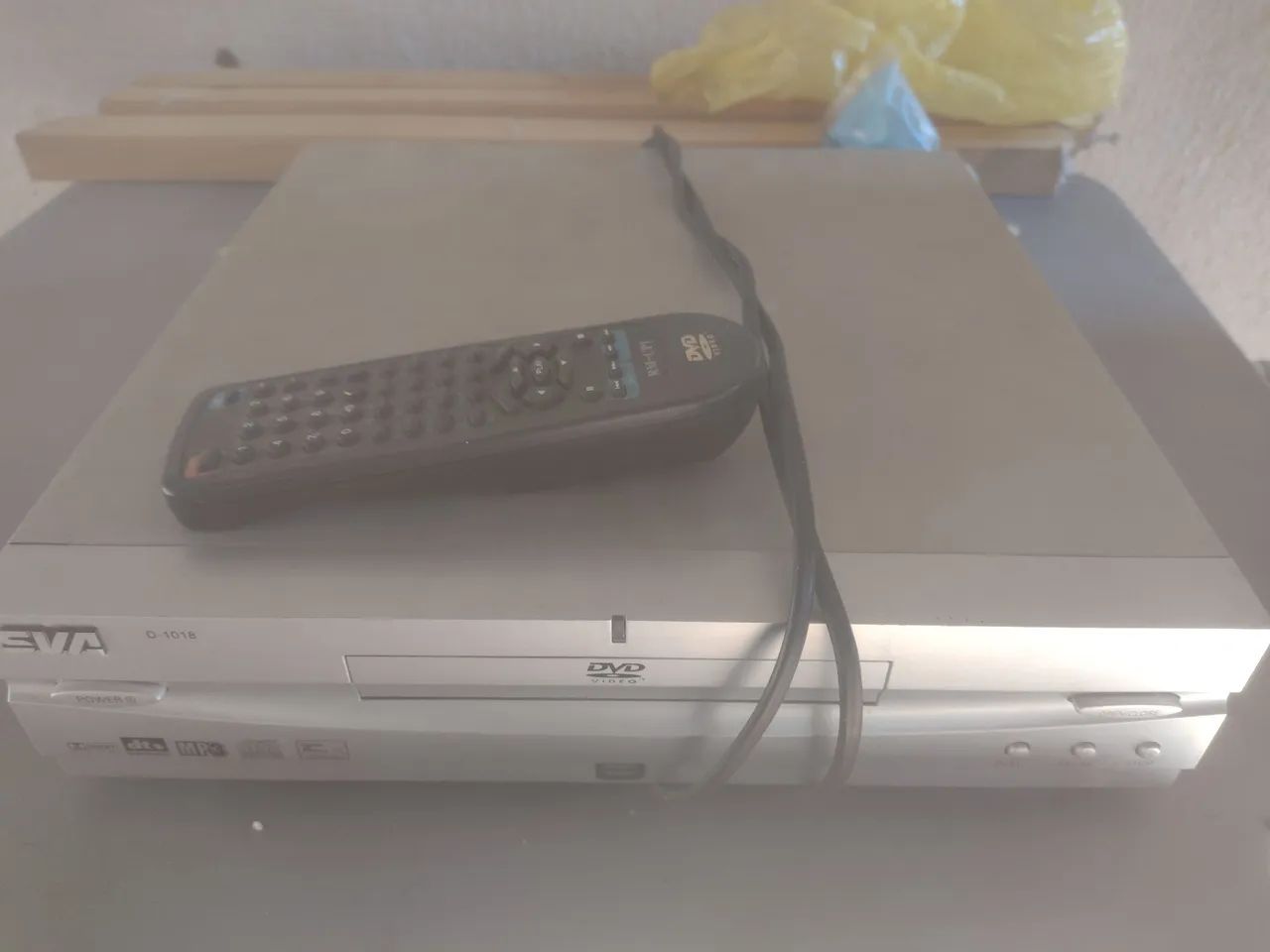 Dvd SVA com controle