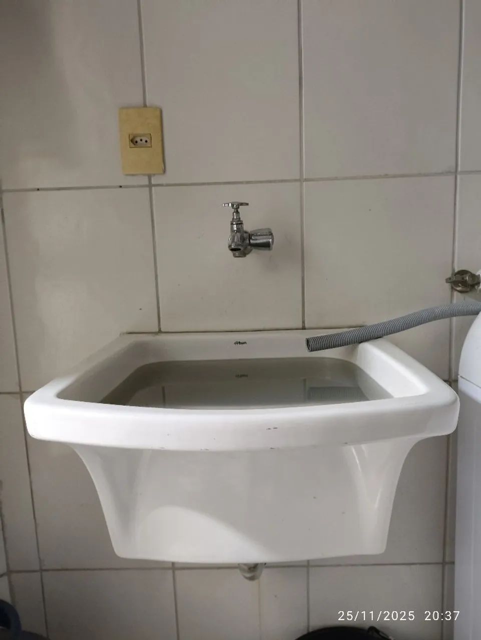 Ceramic tank64529720880769121